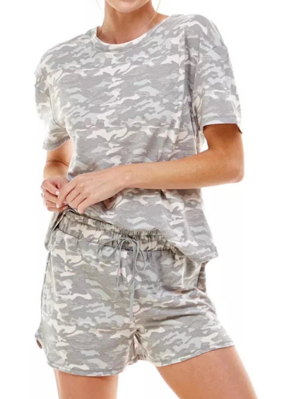 Roudelain Women's 2-Piece T-Shirt & Shorts Pajama Set, Gray Camo, Small